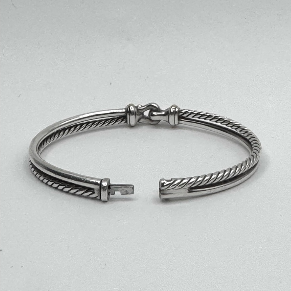 David Yurman Crossover Bracelet With 18k Gold - Picture 5 of 7